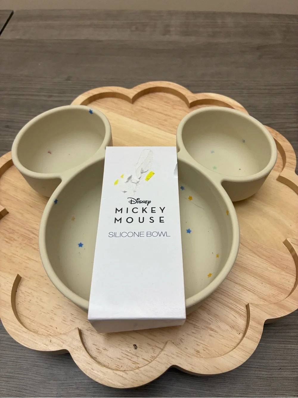 Disney Mickey Mouse Silicone Divided Bowl The Big One Kohl’s Ivory Stars NWT